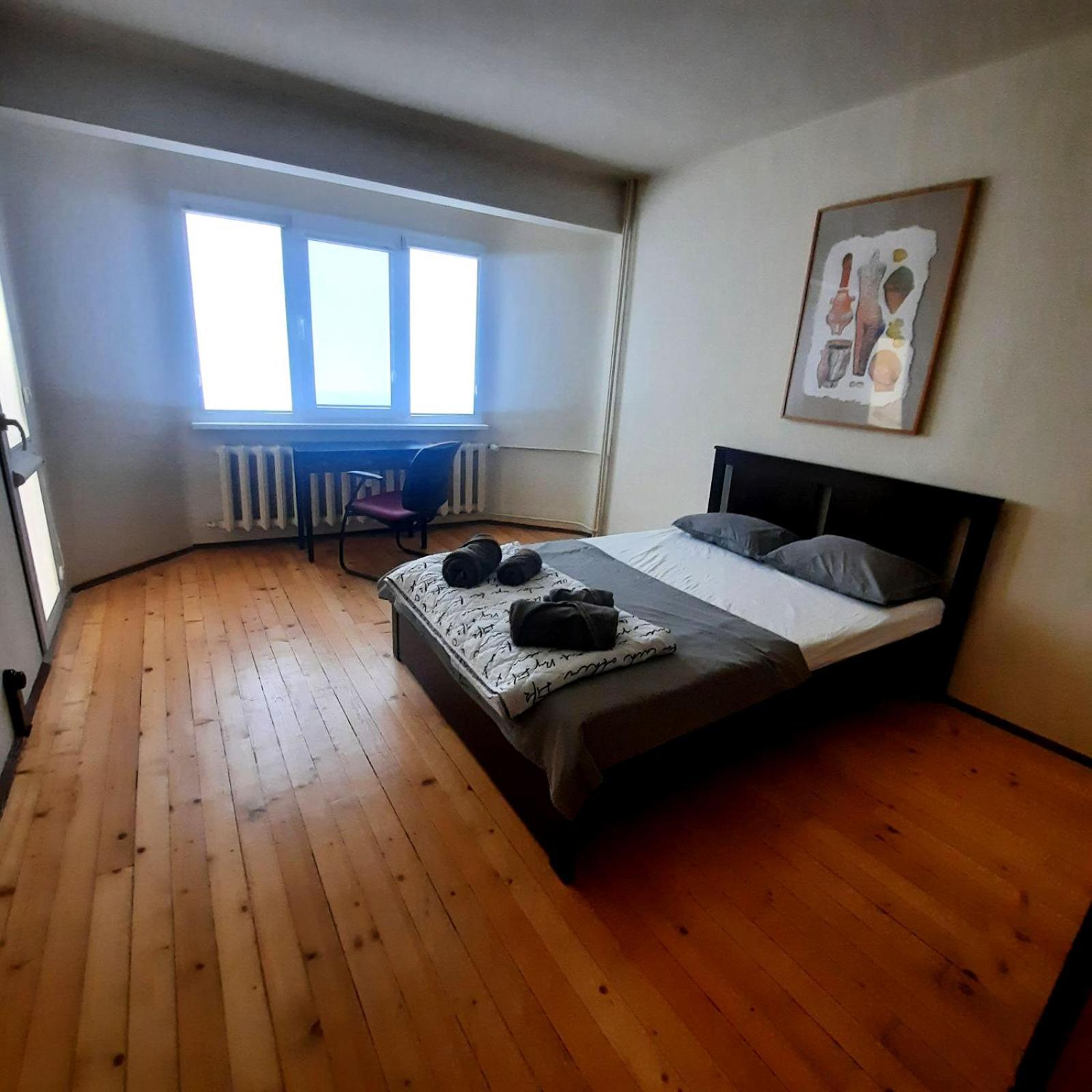Spacious 3 Bedroom Apartment, Close To Metro Station София Екстериор снимка