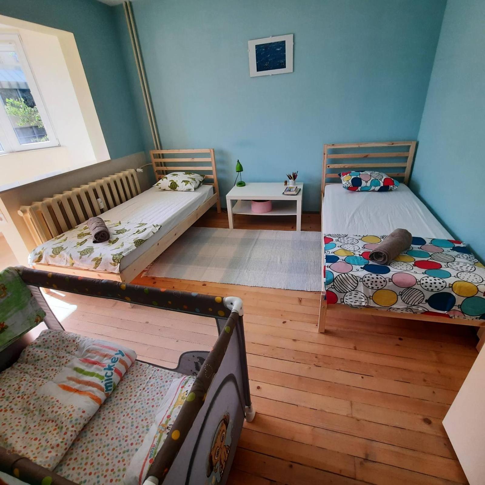 Spacious 3 Bedroom Apartment, Close To Metro Station София Екстериор снимка